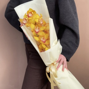 Букет из желтой орхидеи в Электрогорске