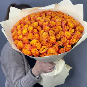 Букет из 101 огненной розы (40 см) в Электрогорске
