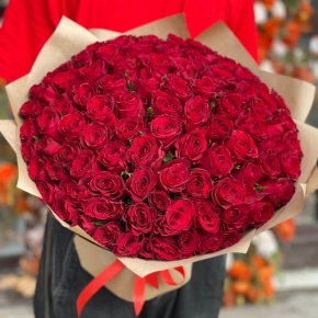 Букет 101 красная роза Кения (50 см) в Электрогорске