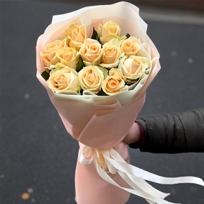 Букет из 11 роз Пич Аваланж (60 см) в Электрогорске