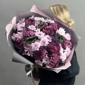 Букет "Виолетта" из хризантем Бигоуди, лимониума, брассики и кустовых хризантем в Электрогорске