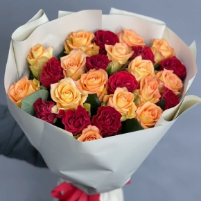 Букет "Прайм" из 25 роз Оранж и Эль Торо (50 см) в Электрогорске