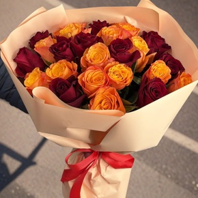 Букет "Благородный" из 27 Кенийских роз микс (40 см) в Электрогорске