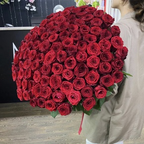 Букет 101 красная роза (70 см) в Электрогорске
