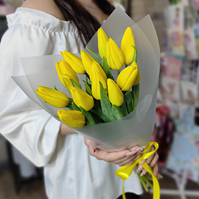 Букет из 15 жёлтых тюльпанов в Электрогорске