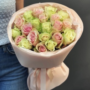 Букет из 21 нежной розы (40 см) в Электрогорске