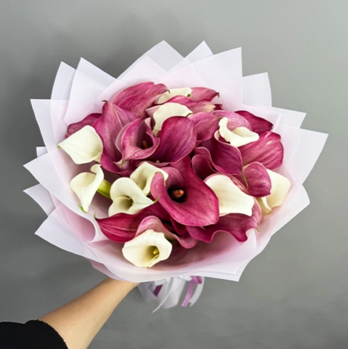 Букет из 25 нежных калл в Электрогорске